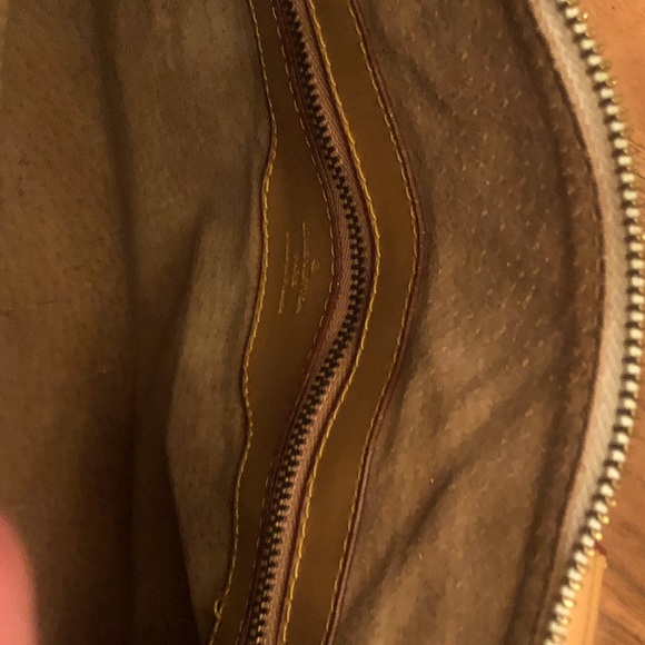 Designer Inspired handbag - Picture 13 of 16